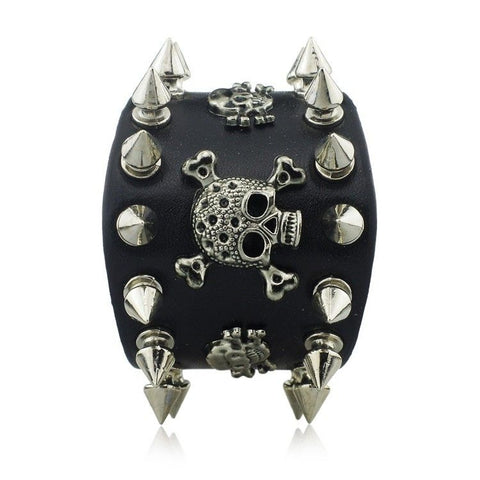 Skull Bracelet
Gothic Spikes (Leather)